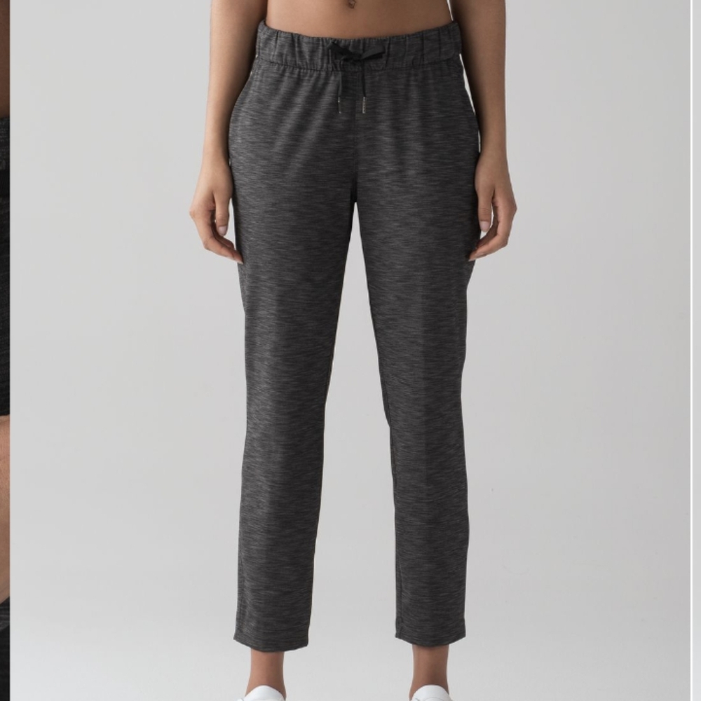 Lululemon On The Fly Pant (27") Heathered Black